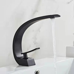 Arcelle Curve Basin Mixer