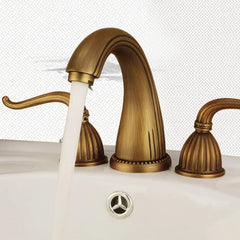 Kingswell Manor Basin Mixer