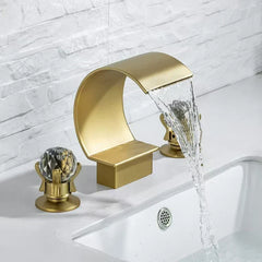 HeritageFlow LuxeSpread Bathroom Faucet