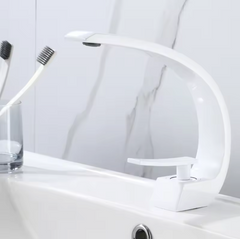 Arcelle Curve Basin Mixer